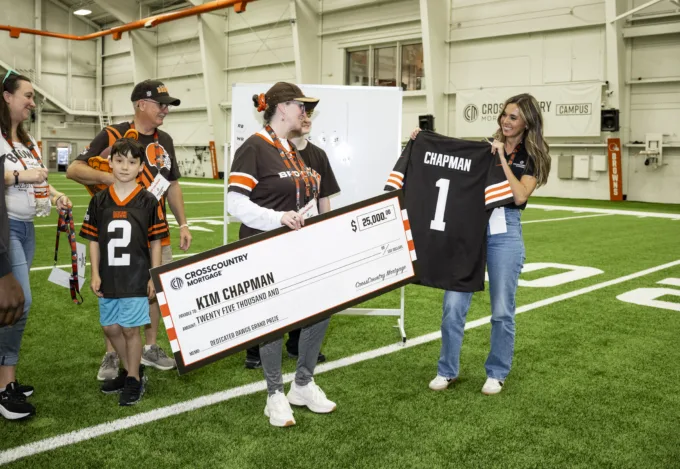 CrossCountry Mortgage Announces Winner of 2025 Dedicated Dawgs Sweepstakes